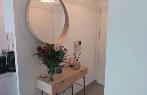 Le Cres Apartment | A Haven of serenity and comfort steps from Lac du Crès I Close Montpellier