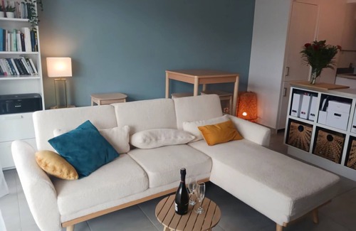 Le Cres Apartment | A Haven of serenity and comfort steps from Lac du Crès I Close Montpellier