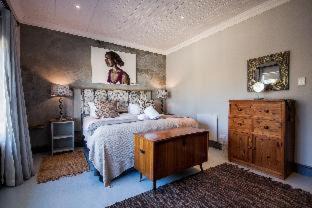Swellendam Cabin | A Hilltop Country Retreat