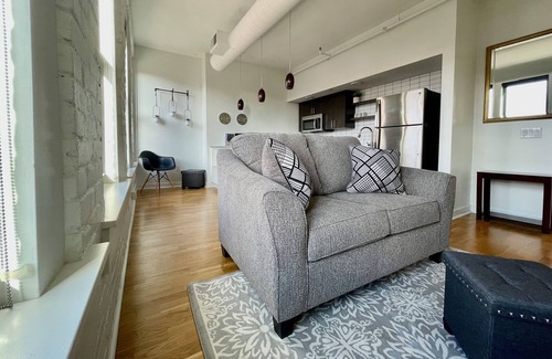 Downtown Omaha Apartment | A historic 900 square foot Atrium loft in the heart of the Old Market