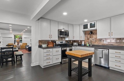 Garden District House | A historically charming, newly renovated home in the heart of downtown Couer d Alene! June Discount!