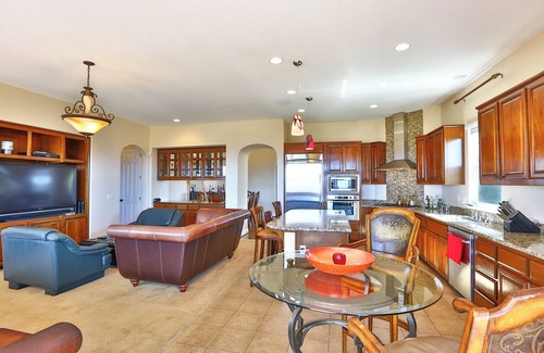 Silver Creek House | A House With Amazing Full View of City Lights