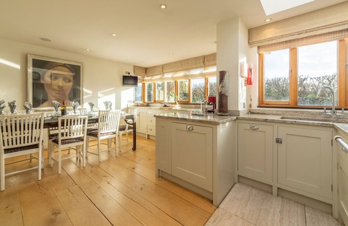 Trenance House | A house with stunning sea views and luxurious accommodation for up to 8 guests.
