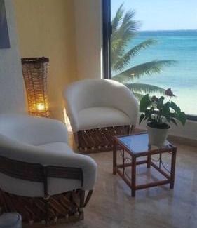 Puerto Juarez Apartment | A la Orilla del mar Puerto Juarez Cancun