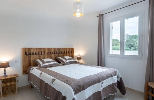 Laudun House | A la porte d'Avignon by Interhome