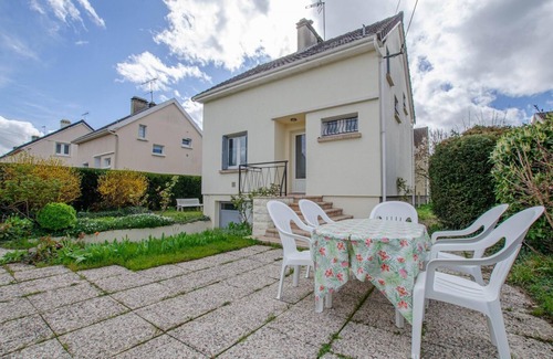 Saint-Andre-les-Vergers Apartment | A la Tulipe Dorée - SAINT ANDRE LES VERGERS