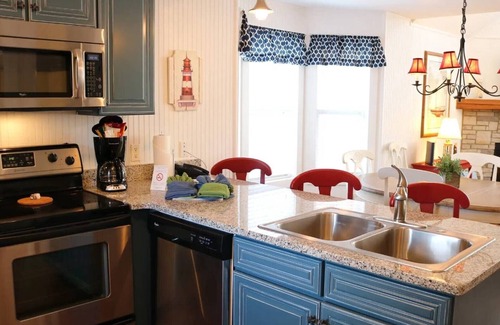 Branson Resort | A Lakeside Retreat with Storybook Charm and Family Fun- 2 Bedroom Cottage