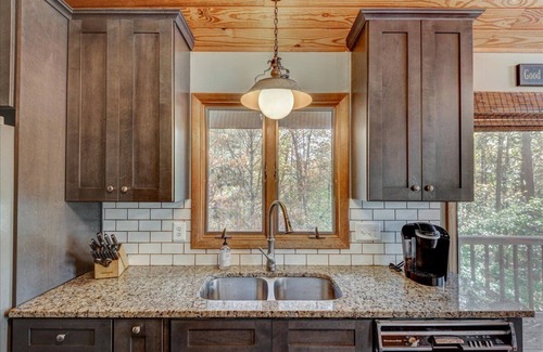 Livingston House | A little peace of Heaven at Lake Anna