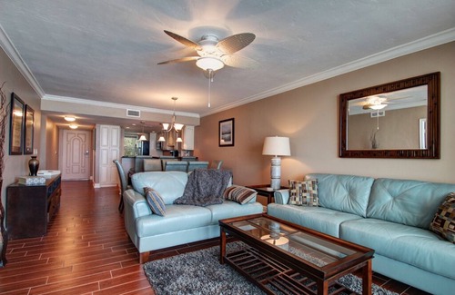 Clearwater Beach Condo | A Little Bit of Paradise-Direct Beachfront