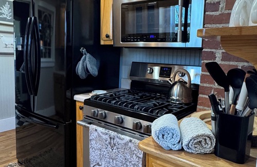 Fort Payne House | A little piece of "Heaven" at Layla's Heavenly Haven