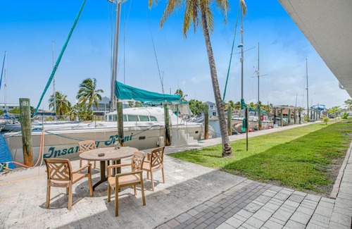 Marathon Apartment | A Little Piece of Paradise