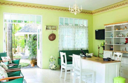 Downtown Krabi Hotel | A Little Villa