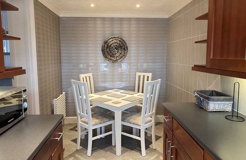 Pagham Apartment | A lovely 2-bed suite15 mins away from Chichester & Glorious Goodwood!