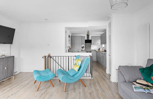 Torcross Cottage | A lovely cottage for couples in the pretty south Devon village of Torcross, South Hams with stunning