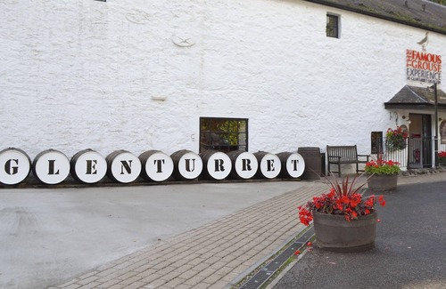 Crieff Cottage | A lovely hideaway in the heart of historic Crieff.
