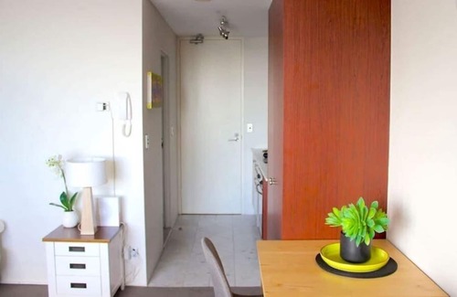 Cremorne Apartment | A Lovely Light Filled, Modern Furnished Studio In A Central Location