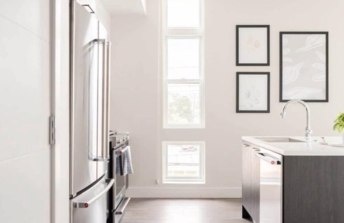 Highland Condo | A Luxe Point of View | Pet-Friendly | Zuni Lofts
