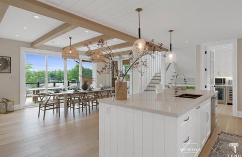 Georgian Bay House | A luxurious cottage rental nestled on the picturesque shores of Gloucester Pool.