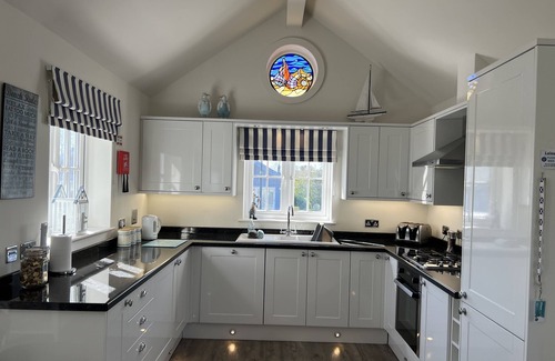 Filey Cottage | A luxury 2 bed beach house or lodge that sleeps 6 guests in 2 bedrooms