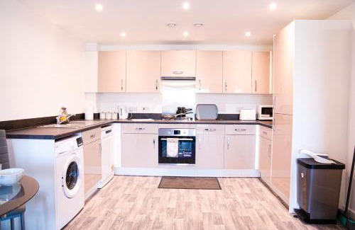 Chatham Apartment | A luxury 2 bedroom apartment with 2 free parking