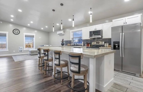 Burley Apartment | A Luxury Renovated Loft in SE Burley