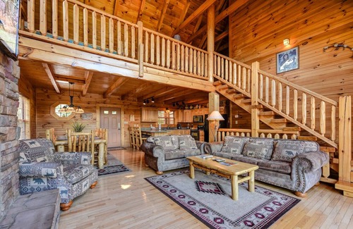 Townsend Cabin | A Majestic View III