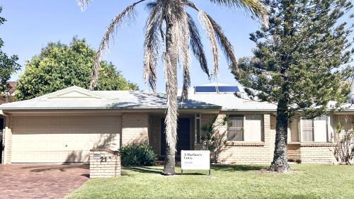 Yamba House | A Mariners Cove Yamba