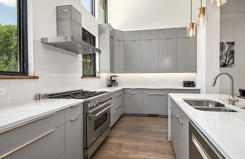 Alexander House | A Modern Mountain Retreat, 20 Minutes To Asheville