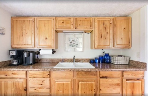 Wears Valley House | A Mountain Cottage 2 Bedroom Cabin by RedAwning