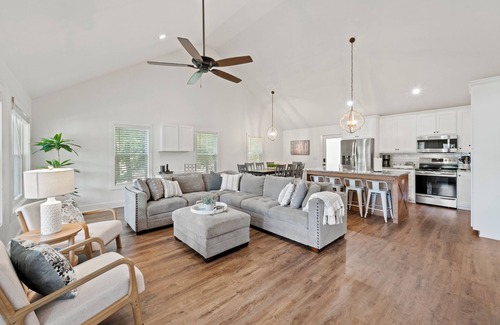 Milledgeville House | A New Beautifully Decorated Lake Home With Great Outdoor Living Space