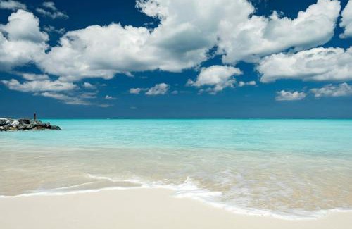 Long Bay Hills Villa | A paradise of villa that provides an ultimate luxury vacation experiences