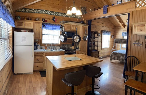 Vanderpool Cabin | A Peace of Heaven Cabins
