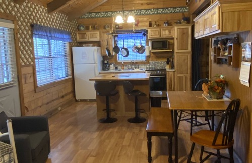Vanderpool Cabin | A Peace of Heaven Cabins