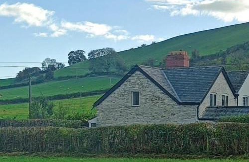 Abermule House | A peaceful cottage in the countryside