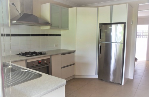 Bellara House | A peaceful Hacienda with lush gardens situated in a quiet steet - Pet Friendly