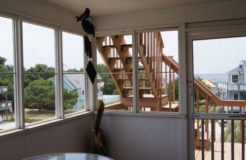 Duck House | A Pelican's View - Pool/Tiki bar/Comfort/Style - in Town of Duck