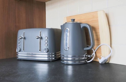 Canton House | A Perfect 3BD Home away from Home Canton Cardiff