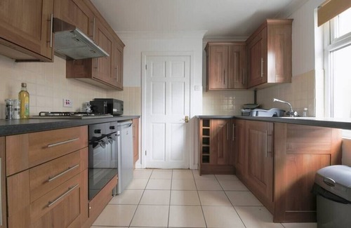 Canton House | A Perfect 3BD Home away from Home Canton Cardiff