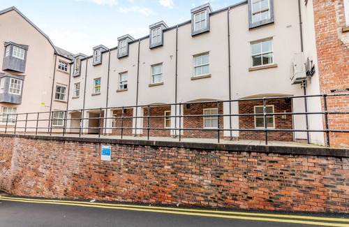 Durham Cottage | A perfect blend of luxury and convenience, in the heart of historic Durham.