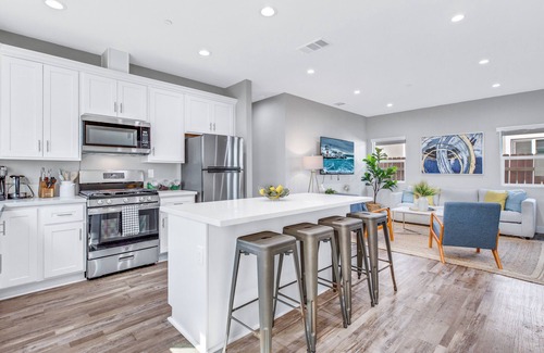 Santa Fe Springs House | A Perfect Brand New Family Home Close to DisneyLand - Norwalk