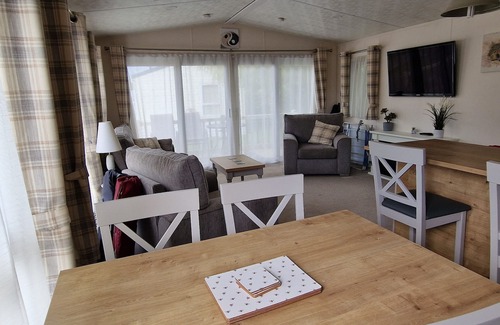 Dymchurch House | A perfect haven - Meadows Retreat (D/F)