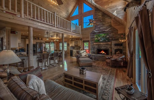 Ellijay Cabin | A perfect mountain view getaway