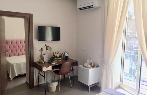 Quartieri Spagnoli House | “A piazzetta”