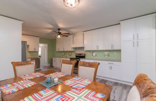 Toll Gate Shores House | A Piece of Paradise Islamorada, Fl. On the water 3/2, 90 Ft of dock New Pool