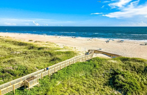Morehead City Apartment | A Place at the Beach 351