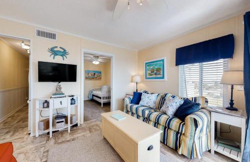 Morehead City Apartment | A Place At The Beach 309
