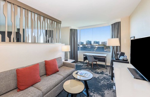 Redwood Shores Hotel | A Place to Unwind and Recharge! 3 Convenient Units, Pets Allowed, Onsite Pool