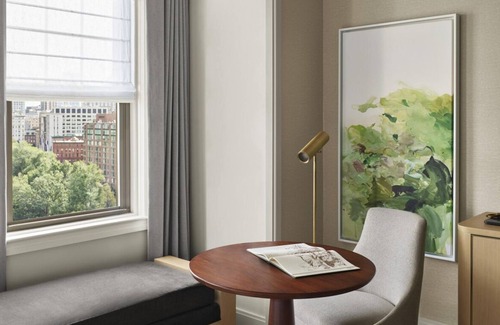 Back Bay East Hotel | A Place You'll Surely Enjoy! 4 Park View Units, Close to Boston Public Garden