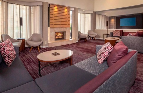Newark Resort | A Place You'll Surely Enjoy! TWO Comfortable Units, Pet-friendly, Indoor Pool!