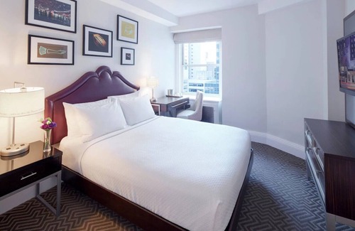 Midtown East Hotel | A Place You'll Surely Enjoy! Minutes from Central Park, 3 Relaxing Units!